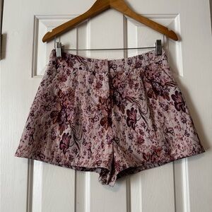 NWT Aureum Tapestry Floral Print Shorts | High-Waisted Brocade